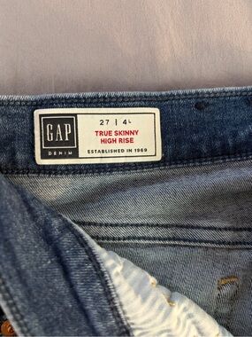 GAP True Skinny High Rise Jeans - Medium Blue Wash